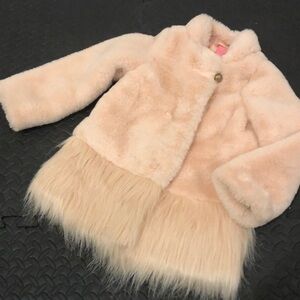 Isaac Mizrahi gorgeous pale pink girls jacket. Softer than a teddy bear!  EUC!